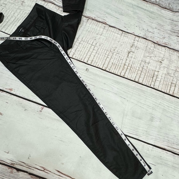 BEBE Black stretchy women’s skinny pants size 25 - Picture 2 of 16